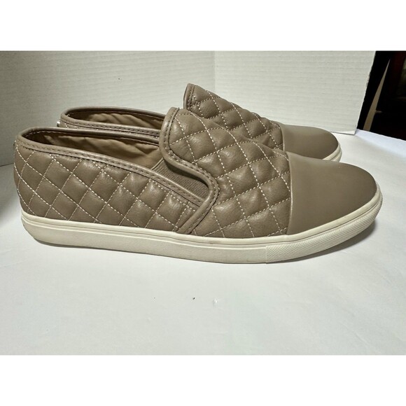 Steve Madden Women's Zaander Quilted Slip-On Sneakers Size 12 - Picture 5 of 9